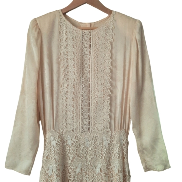 JESSICA MCCLINTOCK Lace Trimmed Silk Jacquard Pleated Maxi Dress Sz 10 Cream - Picture 8 of 13